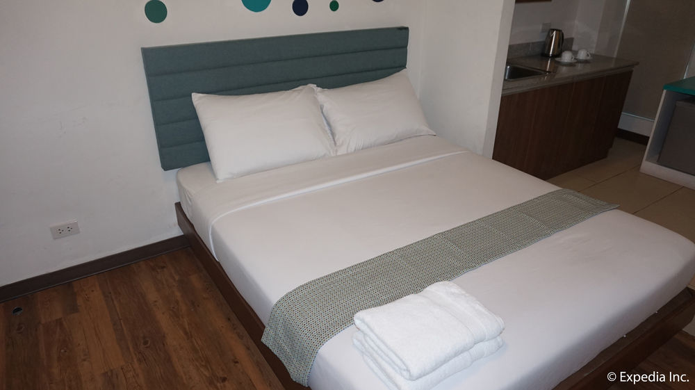 H Hotels - Metro North Uno Quezon City Eksteriør billede