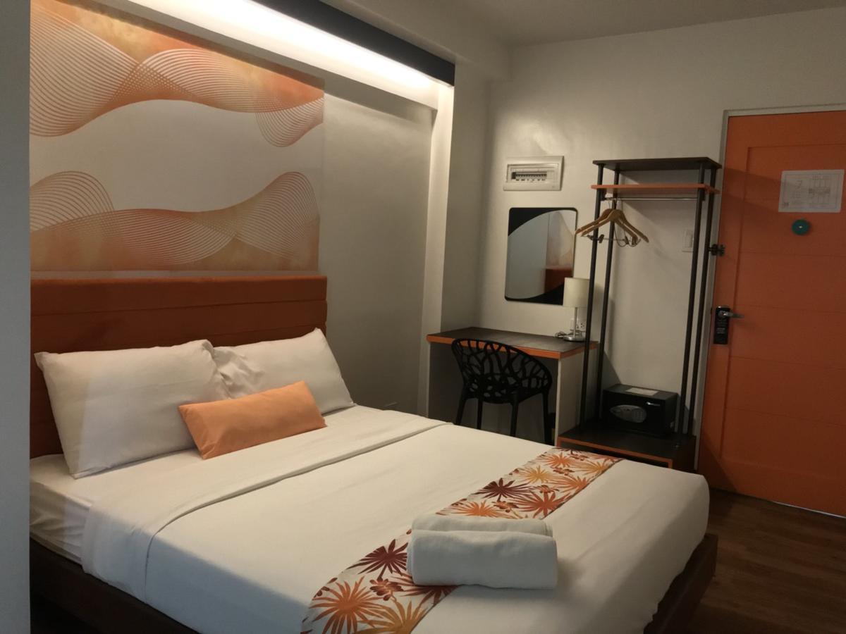H Hotels - Metro North Uno Quezon City Eksteriør billede